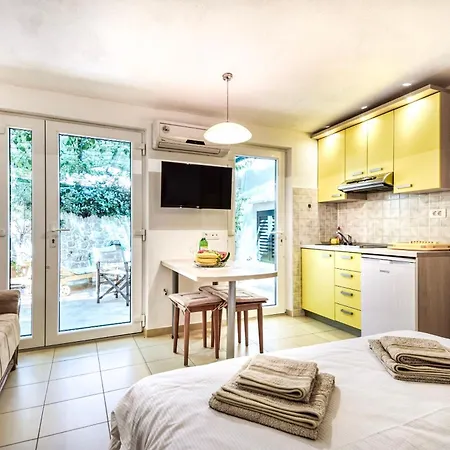 Ennio Appartement Povlja (Brac)