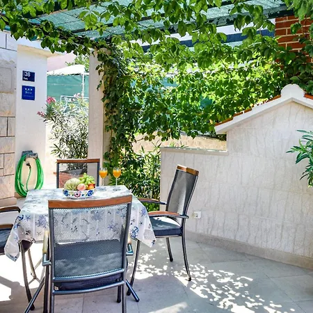 Appartement Ennio Povlja (Brac)