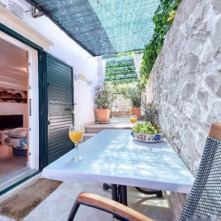 Appartement Ennio Povlja (Brac)