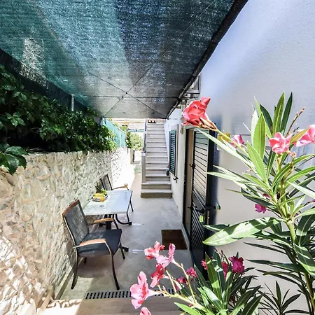 Ennio Appartement Povlja (Brac)