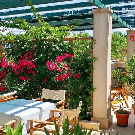 Appartement Ennio Povlja (Brac)